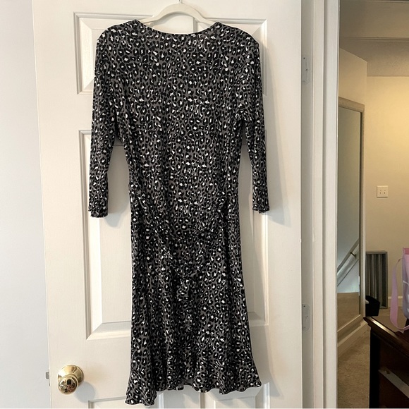 Leota faux-wrap dress - Picture 2 of 3